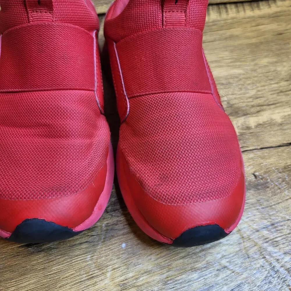 Champion D1 Lite red slip on sneaker sz 2